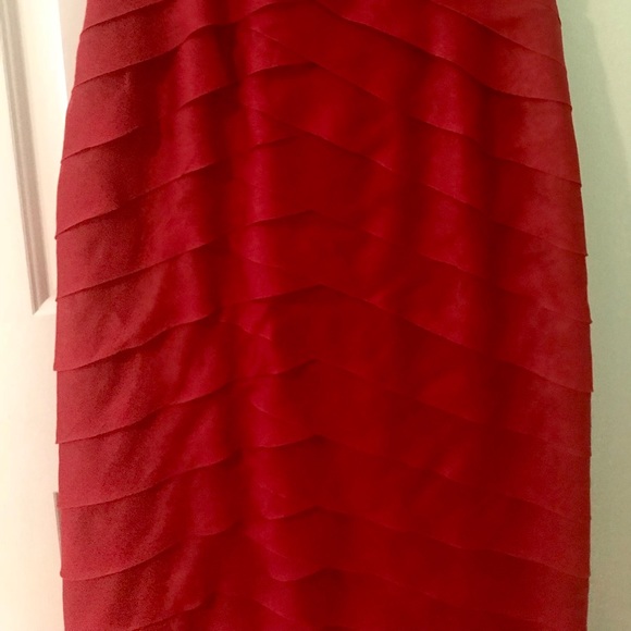Fine Feathers red silk ball gown size 4 - Picture 2 of 15